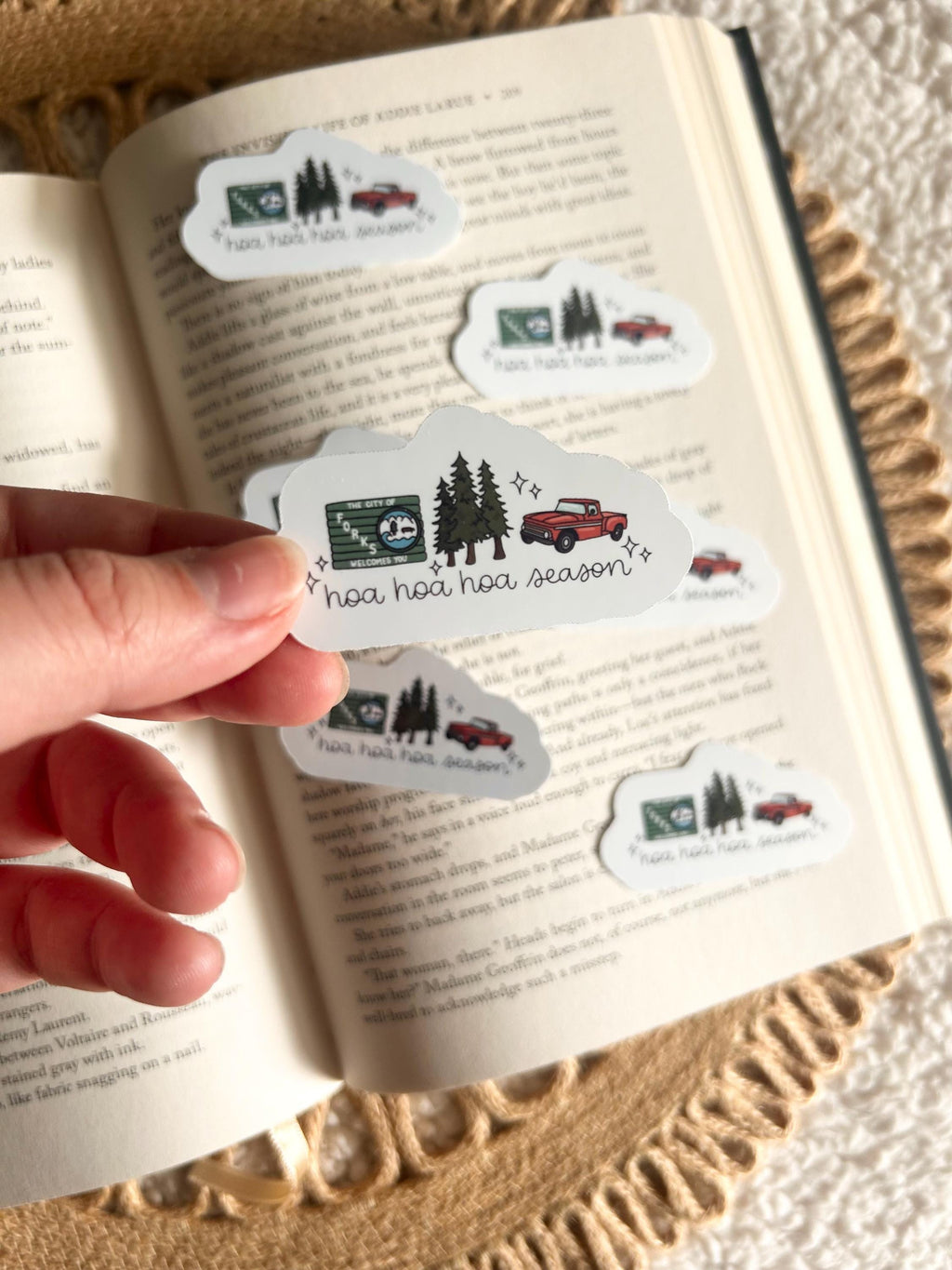 hoa hoa hoa season sticker