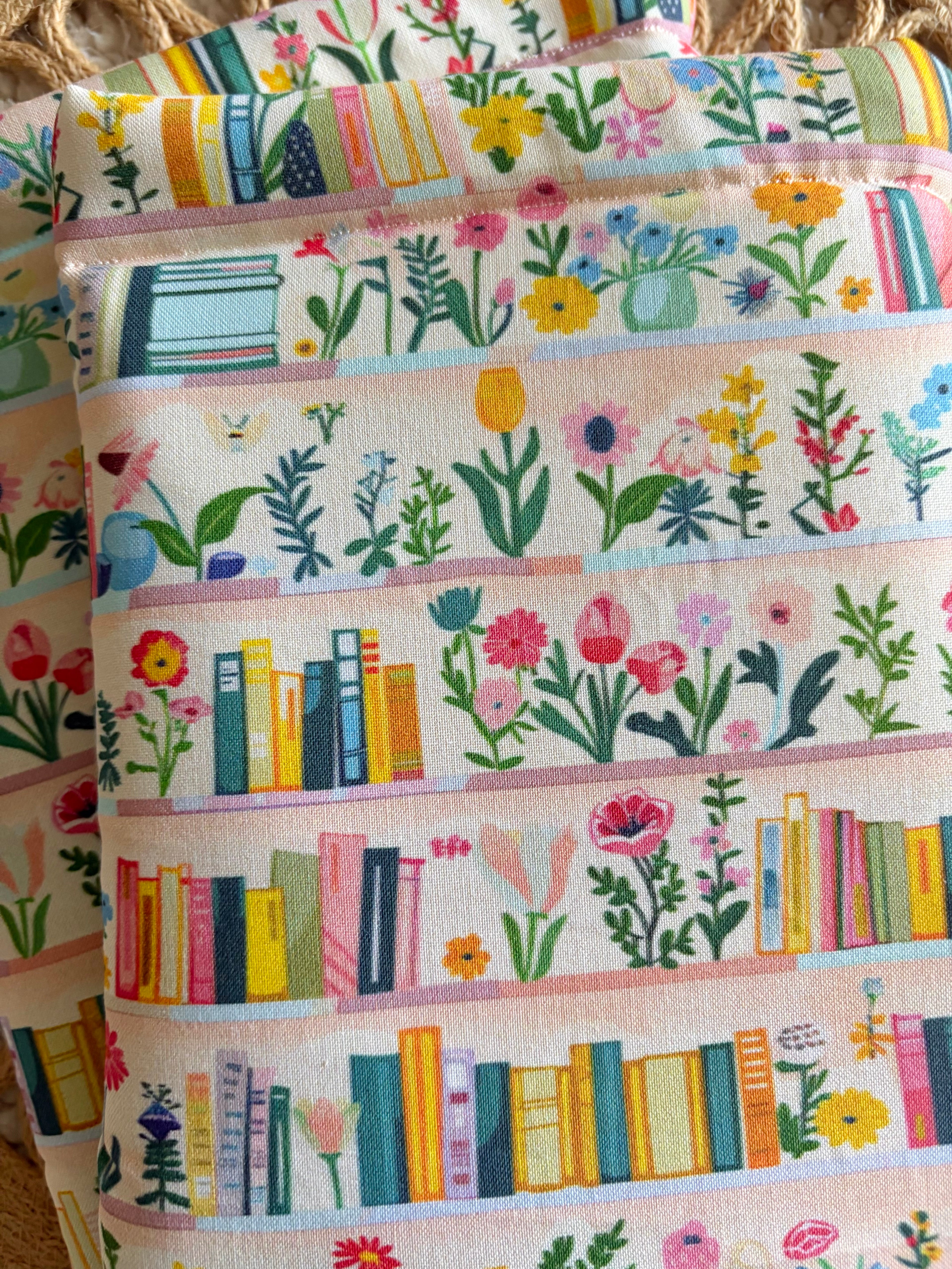 summer bookshelf book & kindle sleeve