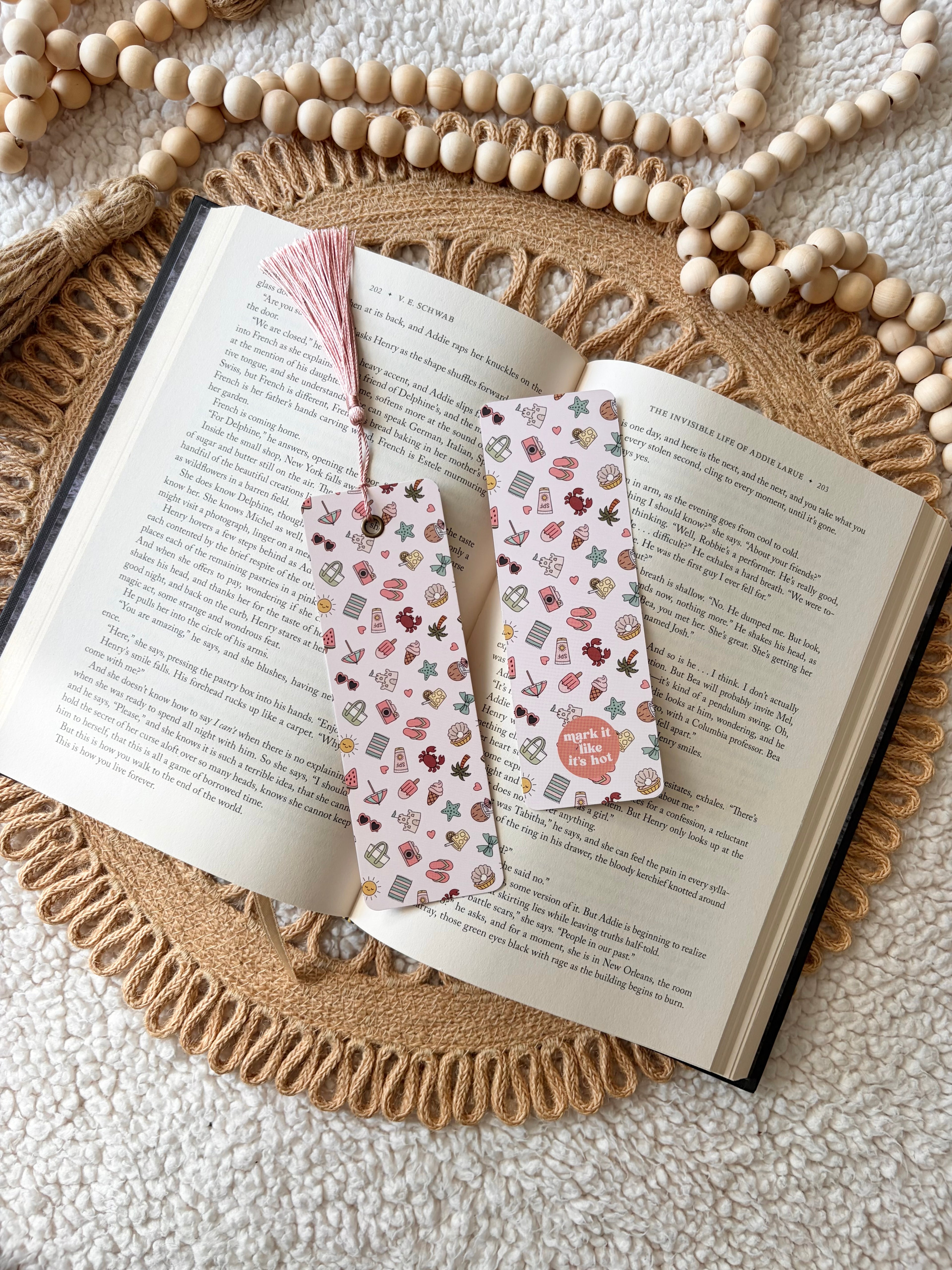 coastal getaway bookmark