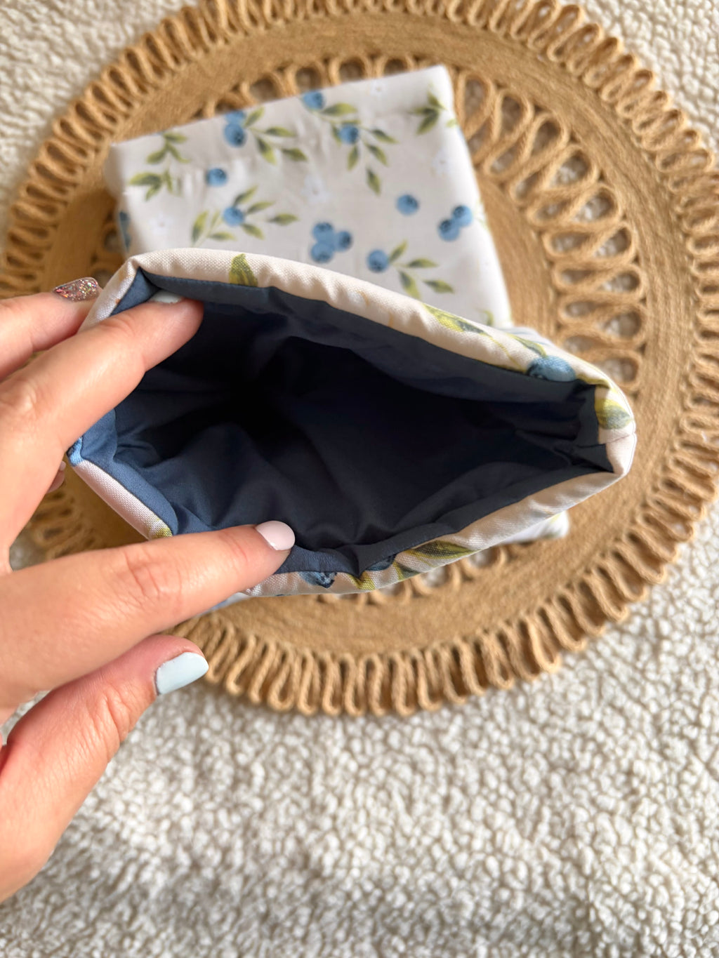 blueberries book & kindle sleeve