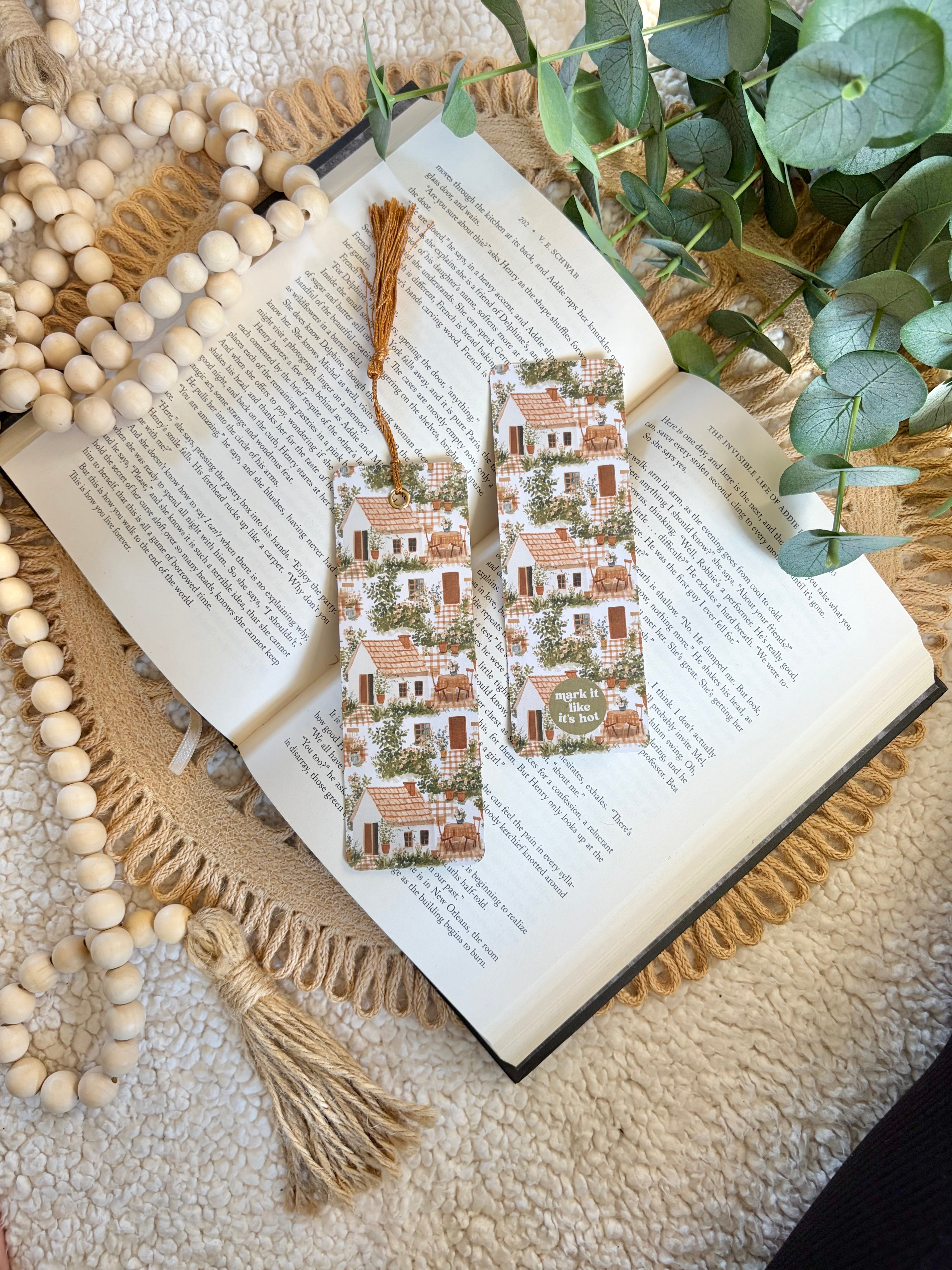 countryside cottage bookmark
