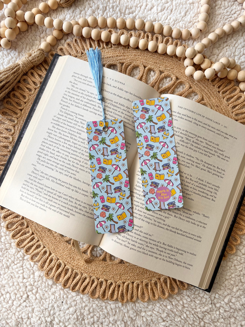 beach read bookmark
