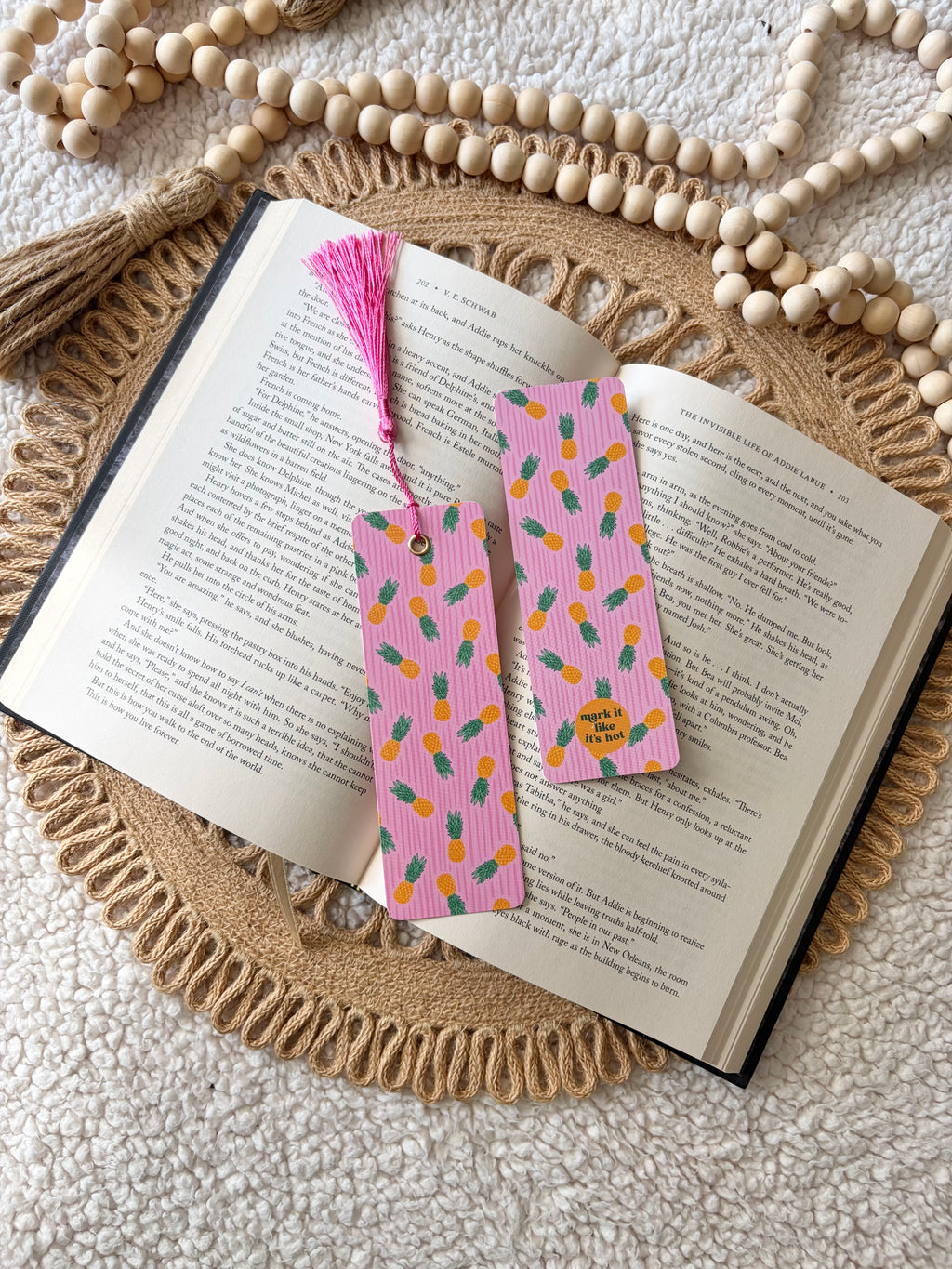 pineapple bookmark