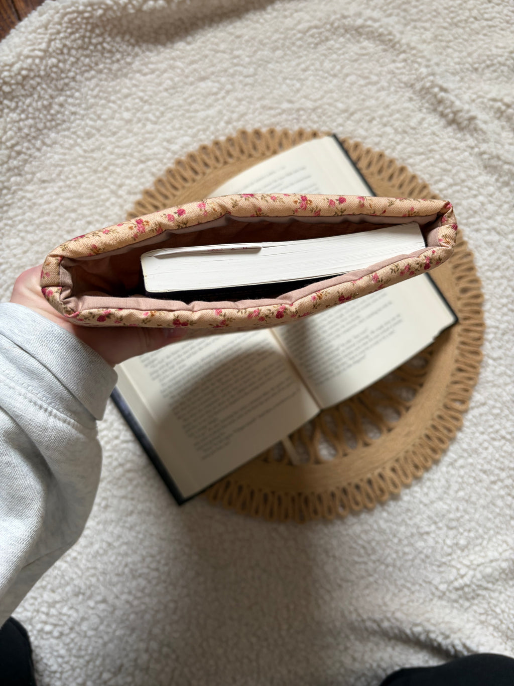 brown floral book & kindle sleeve