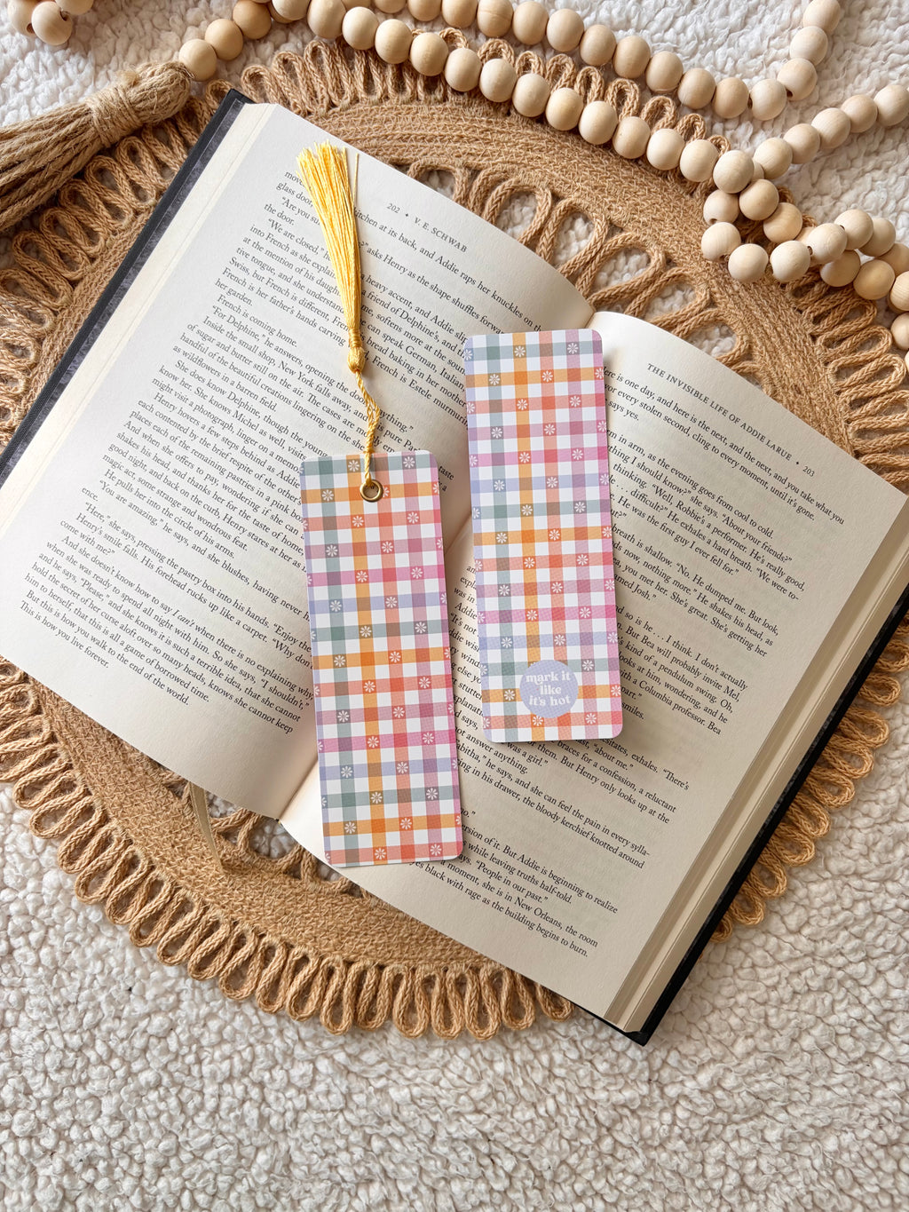 gingham daisy Bookmark