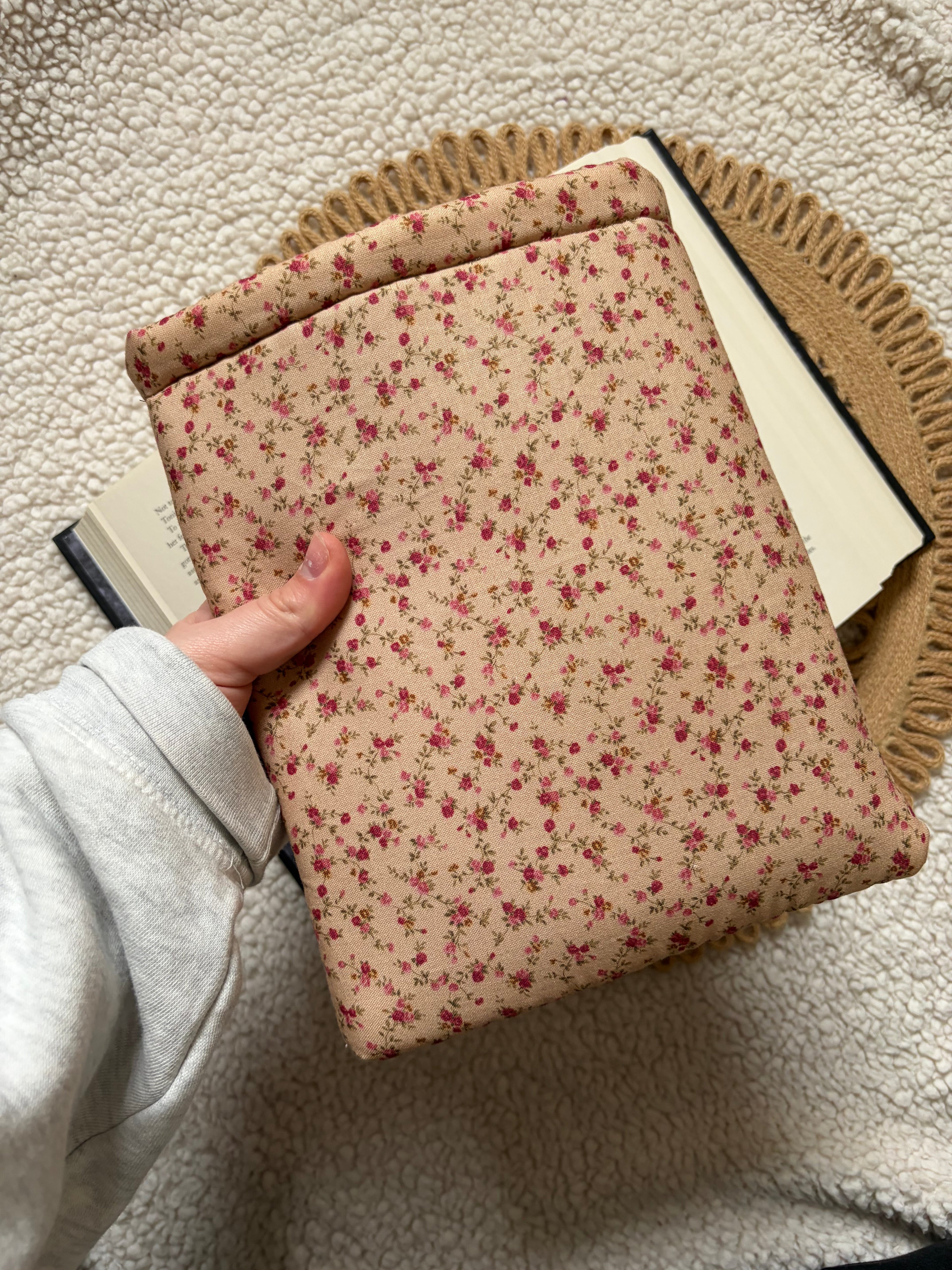 brown floral book & kindle sleeve