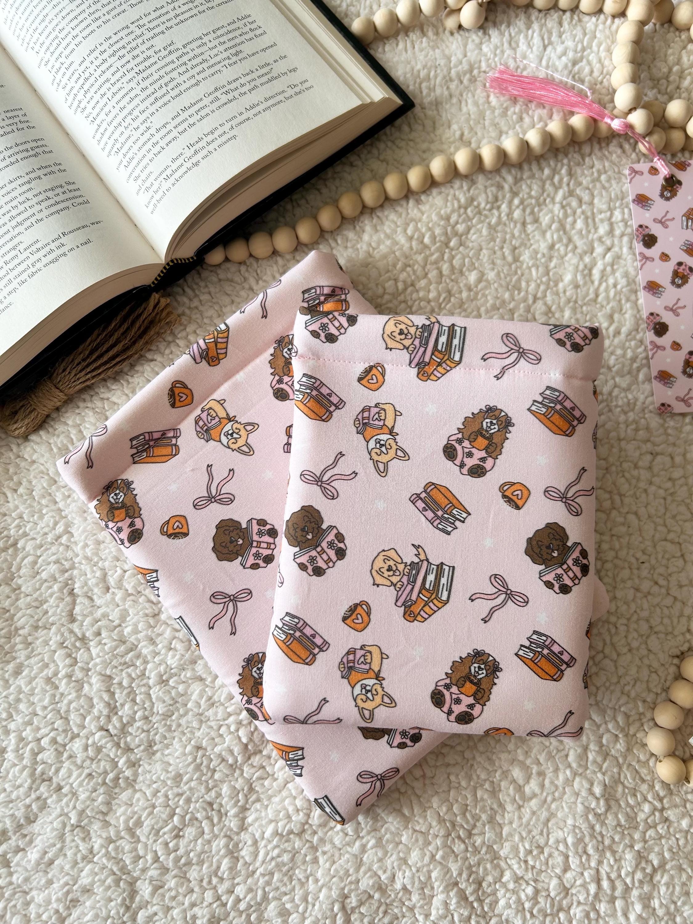 dogs & books book & kindle sleeve