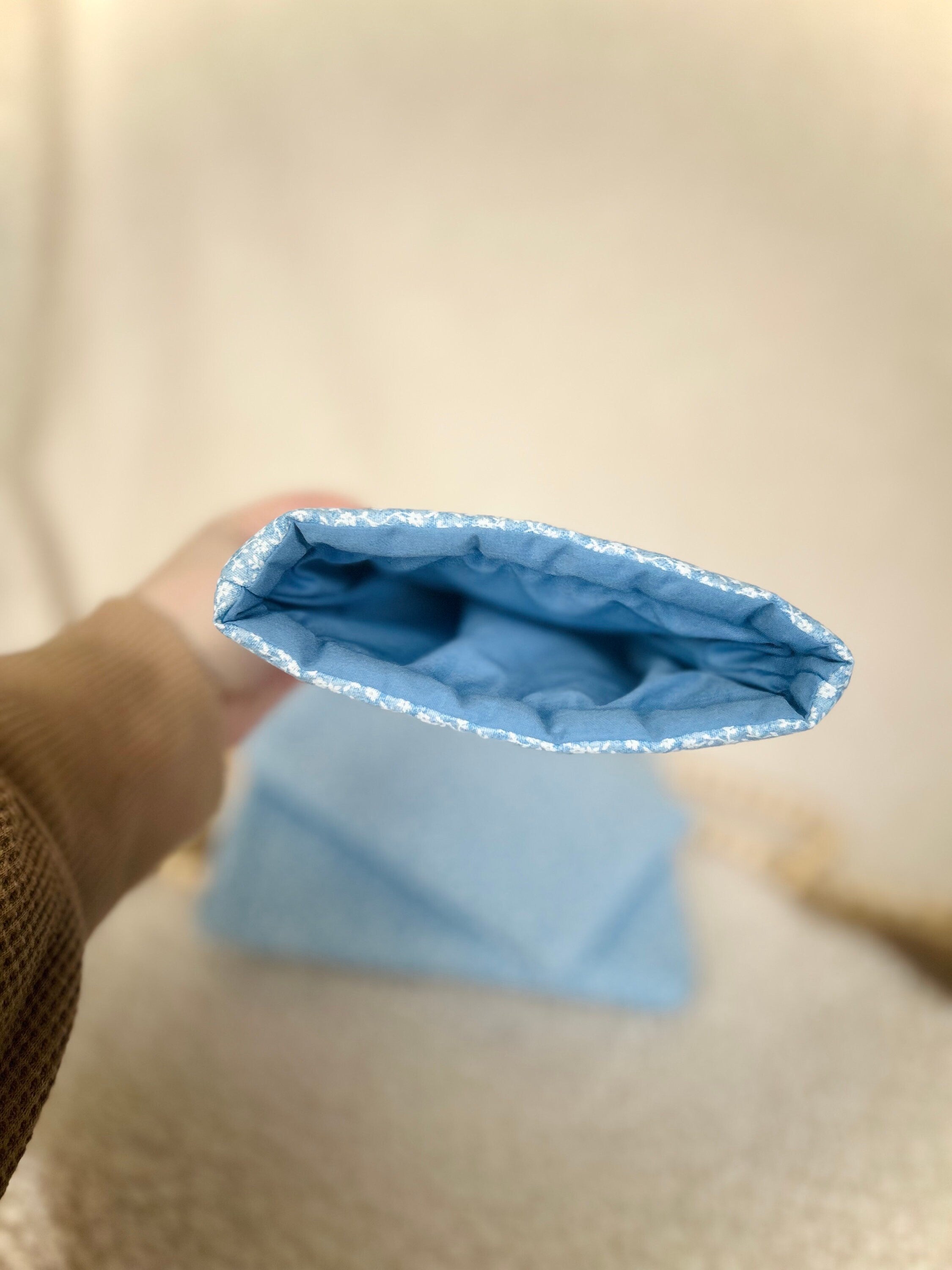 blue floral book & kindle sleeve