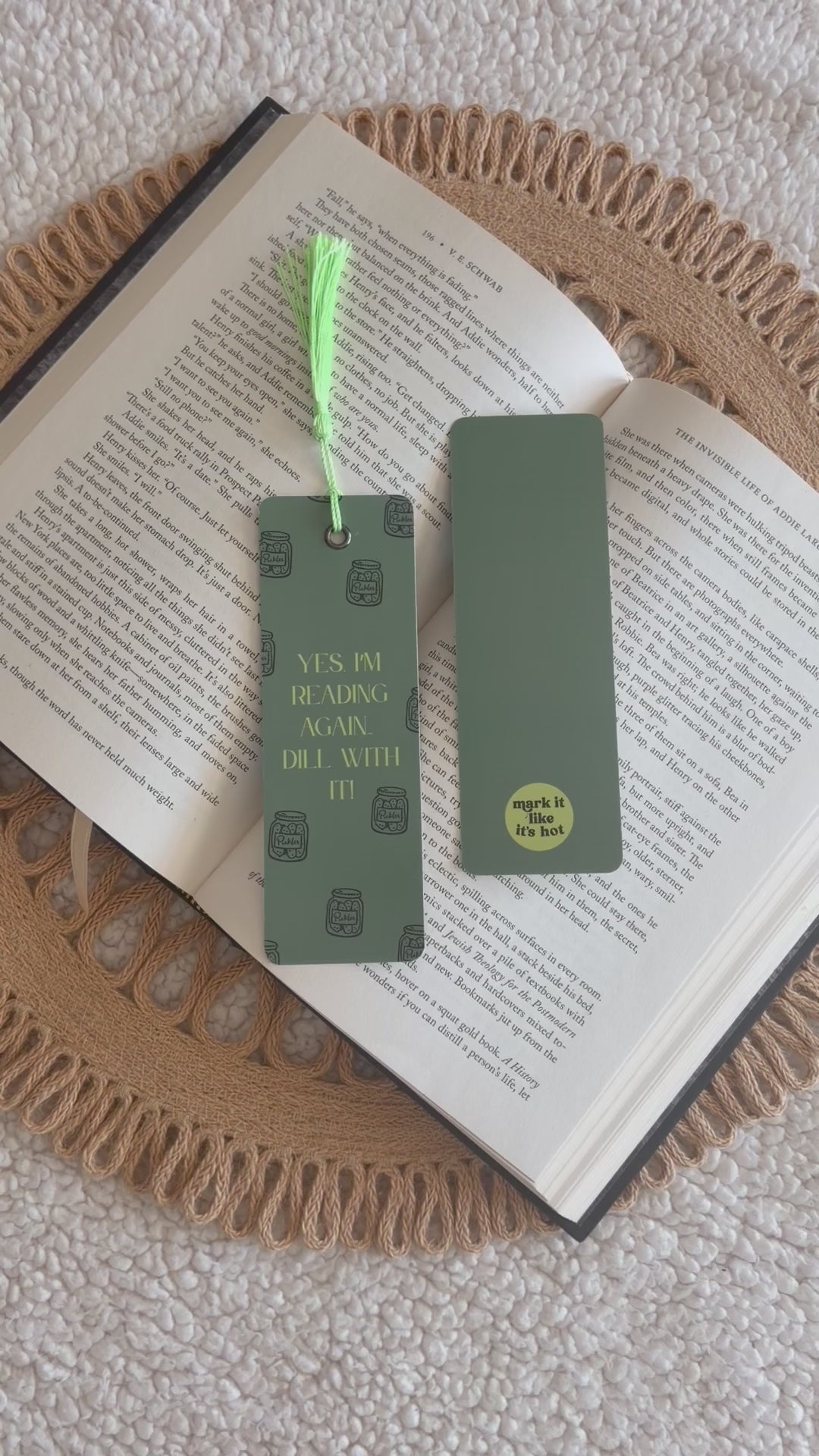 dill with it bookmark