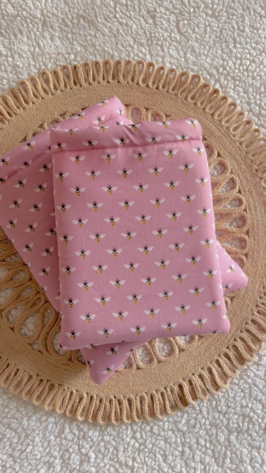 bee book & kindle sleeve