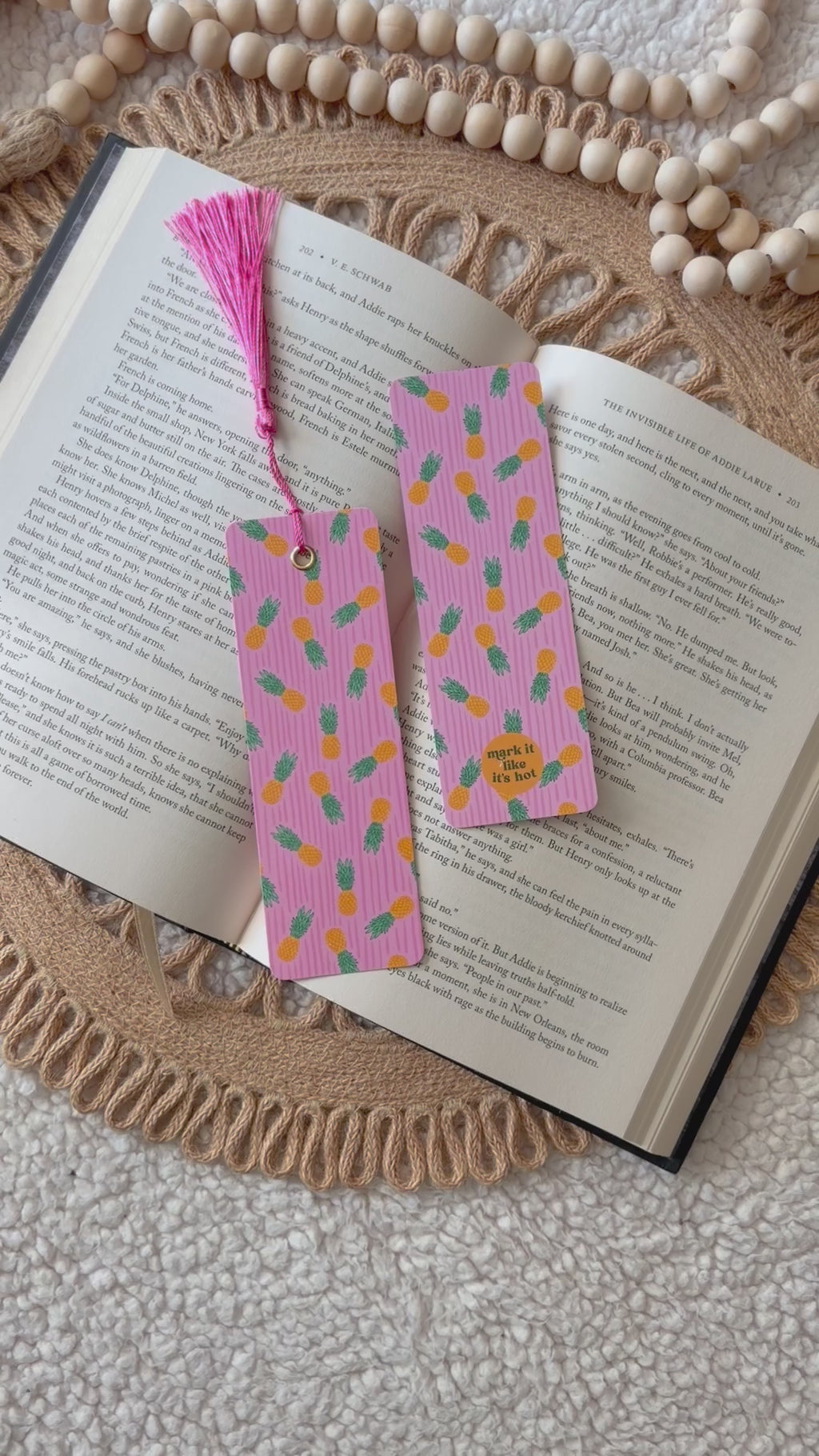 pineapple bookmark